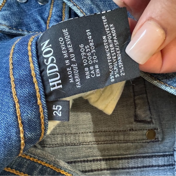 Hudson Women's Ruby Cuffed Mid-Thigh Denim Shorts ❤️ 25 - Picture 7 of 7